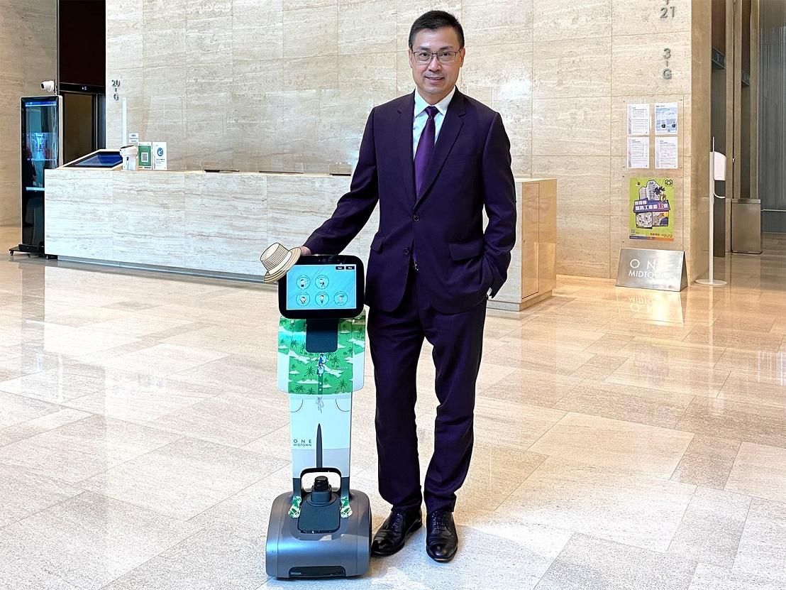 重构酒店机器人数智新应用 | 博歌携手temi机器人家族惊艳亮相上海国际酒店工程设计与用品博览会