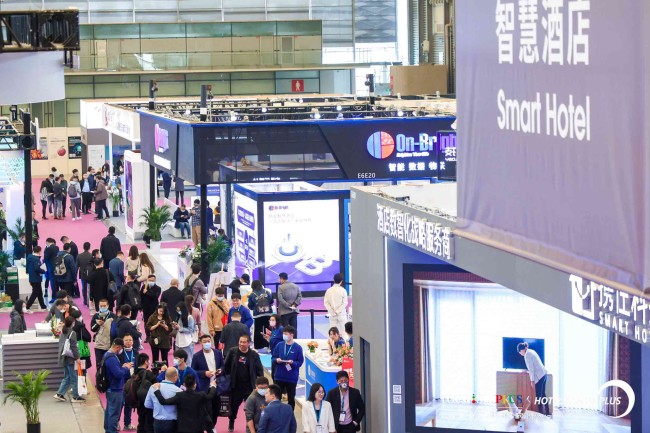 重构酒店机器人数智新应用 | 博歌携手temi机器人家族惊艳亮相上海国际酒店工程设计与用品博览会